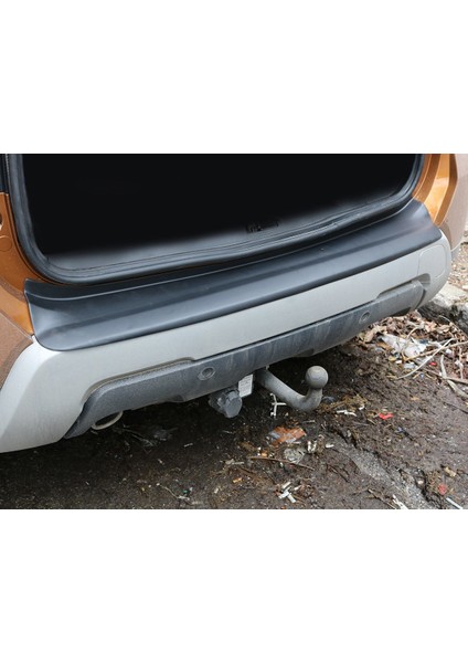 Dacia Duster Arka Tampon Eşiği Plastik 2010-2017 Arası