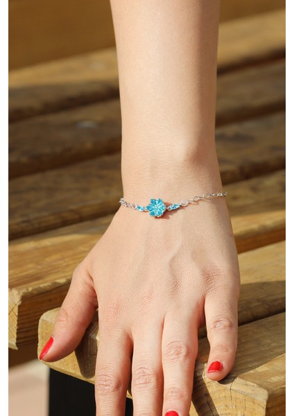 Lotus Çiçeği Kuvars Taşlı Kadın Gümüş Bileklik fiyatları