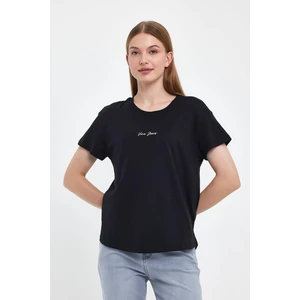Kadın Bisiklet Yaka Siyah Logo Baskılı Regular Fit Tişört