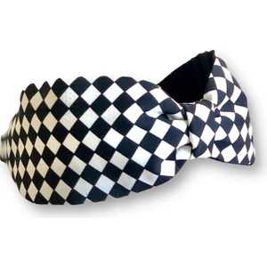 Zelice Tasarım Kareli Desen Saten Siyah Beyaz Taç