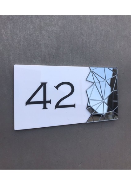 Füme Aynalı Beyaz Kapı Numarası indirimleri