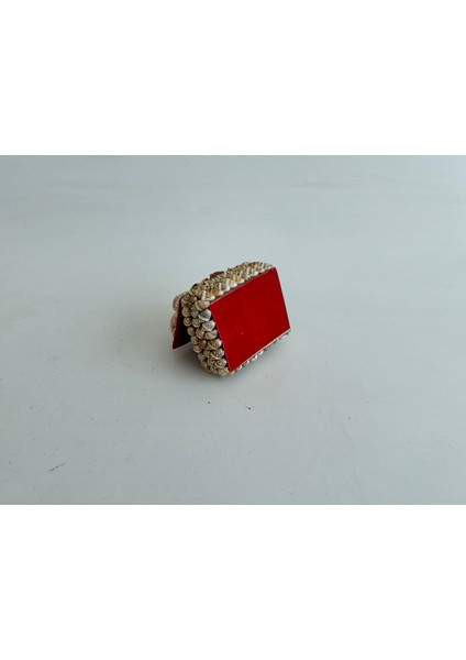 Deniz Kabuğu Kaplamalı Kutu 7X5X4CM - Mücevher Takı Kutusu indirimleri