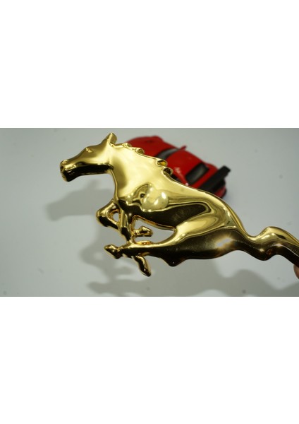 Mustang Shelby Gt Koşan At Bagaj Gold Metal Logo fiyatları