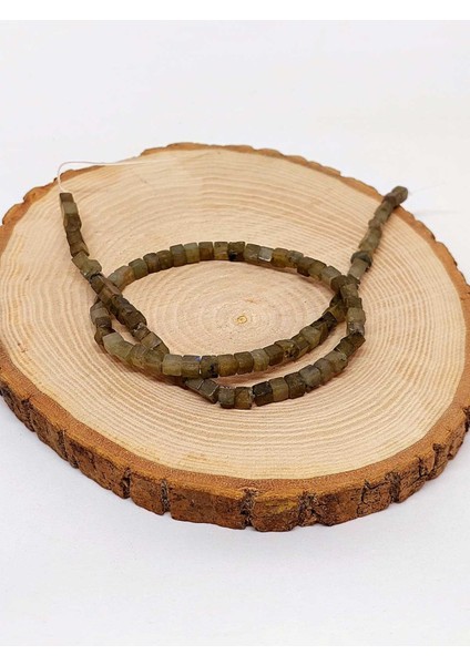 Labradorit Taşı Küp Şekilli Yarım Dizi 4mm (18Cm Uzunluğundadır) fiyatları