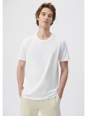 Mavi Erkek Doğa Dostu Beyaz Basic Tişört 066901-620