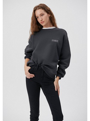 Mavi Kadın Mavi Logo Baskılı Gri Sweatshirt 1611656-82185