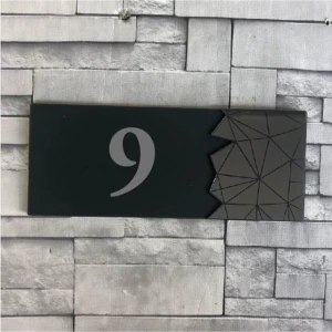 Modern Yazılı Dekoratif Aynalı Füme Kapı Numarası - 9