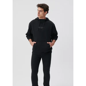 Erkek Mavi Baskılı Kapüşonlu Siyah Sweatshirt 0610960-900