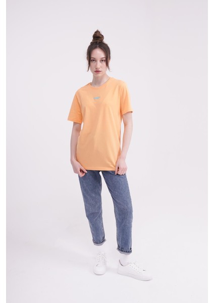 Kaykay Nakışlı Bisiklet Yaka Turuncu Unisex T-Shirt fiyatları