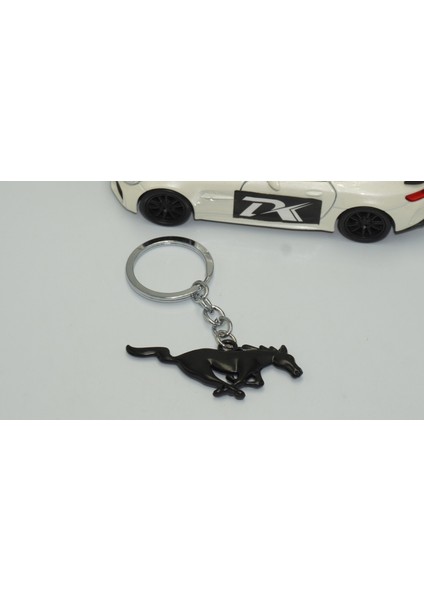 Mustang Koşan At Logo Çift Yön Siyah Metal Stil Anahtarlık modelleri
