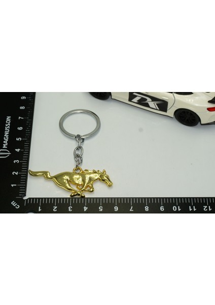 Mustang Koşan At Logo Çift Yön Gold Metal Stil Anahtarlık