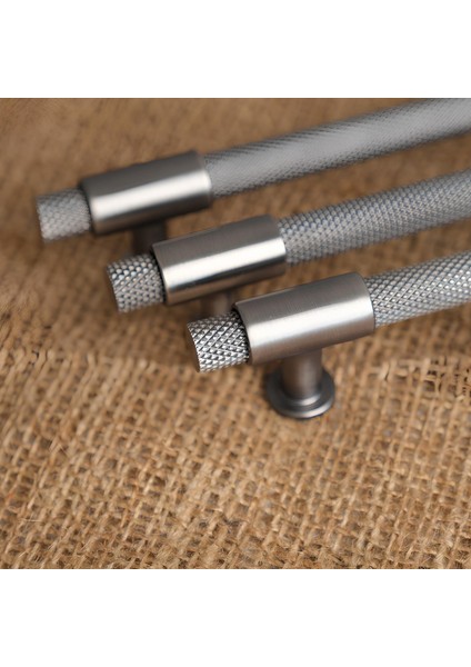 Punch Kulp Mobilya Dolap Mutfak Çekmece Kulpu Mat Skoç Füme 192 mm 1 Adet