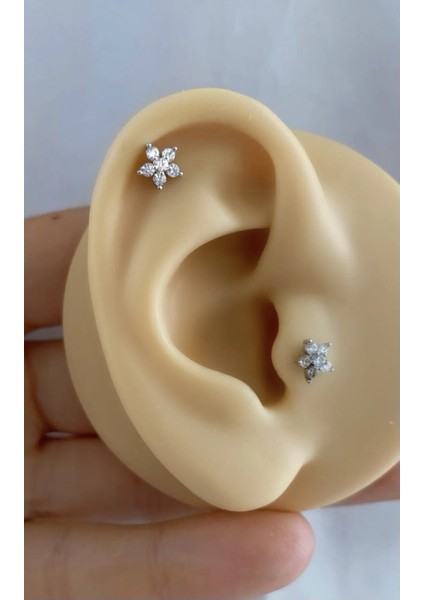 Ares Collection Cerrahi Çelik Zirkon Taşlı Önden Takmalı Arkası Düz Tragus Helix Kıkırdak Conch Lobe Piercing Küpe