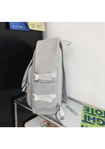 Ortaokul ve Lise Öğrenci Sırt Çantaları, Büyük Kapasiteli Günlük Sırt Çantaları (Yurt Dışından) modelleri