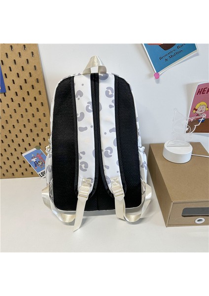 Okul Çantası Kadın Ortaokul ve Lise Üniversite Öğrencisi Sırt Çantası Büyük Kapasiteli Rahat Sırt Çantası (Yurt Dışından) fırsatları