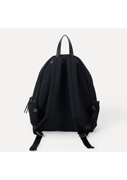 Naylon Büyük Kapasiteli Sırt Çantası Kadın Kampüs Tarzı Hafif Eğlence Üniversite Öğrencisi Okul Çantası (Yurt Dışından) fırsatları