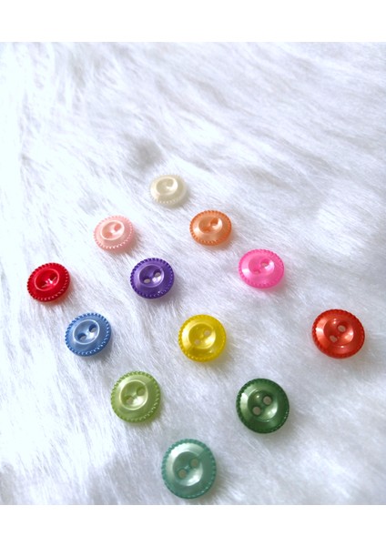 24 Adet İki Delikli Yuvarlak Plastik Karışık Renkli Kenarları Tırtıklı Düğme modelleri