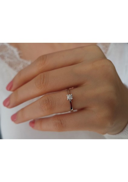 0,20 Karat Pırlanta Tektaş Yüzük 0415R0120 fırsatları