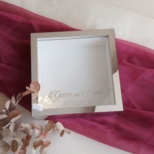 Verda Çerçeve Gümüş Pleksi Kaplı 25X25 cm Fotoğraf Bölümsüz Isimli Ledli Gül Saklama Kutusu! Anı Çerçevesi!