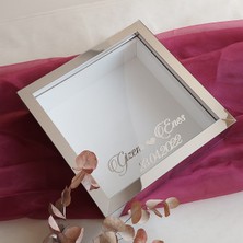 Verda Çerçeve Gümüş Pleksi Kaplı 25X25 cm Fotoğraf Bölümsüz Isimli Ledsiz Gül Saklama Kutusu! Anı Çerçevesi!