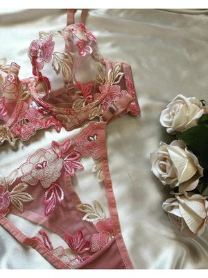 Madame Blume Lingerie Candy Pink Balenli Bralet Takımı Candypink