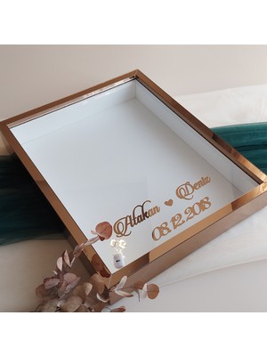 Verda Çerçeve Bronz Pleksi Kaplı 40X50 cm Fotoğraf Bölümsüz Isimli Ledli Gül Saklama Kutusu! Anı Çerçevesi!