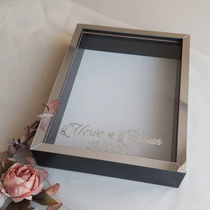 Verda Çerçeve Siyah 30X40 cm Fotoğraf Bölümsüz Yarı Gümüş Isimli Ledsiz Gül Saklama Kutusu