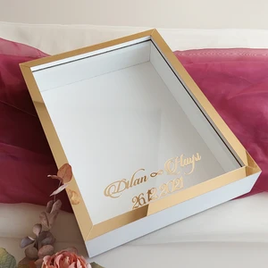 Verda Çerçeve Beyaz  30X40 cm Fotoğraf Bölümsüz Yarı Gold Isimli Ledsiz Gül Saklama Kutusu