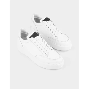 Hakiki Deri Beyaz Bağcıklı Poliüratan Taban Erkek Spor Ayakkabı