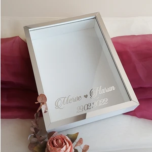 Verda Çerçeve Beyaz 30X40 cm Fotoğraf Bölümsüz Yarı Gümüş Isimli Ledsiz Gül Saklama Kutusu