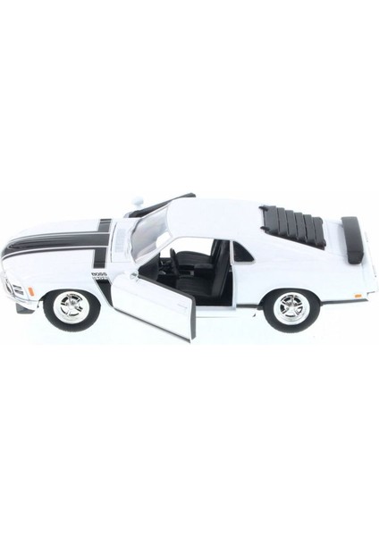 1/24 (Welly) 1970 Ford Mustang Boss 302 modelleri