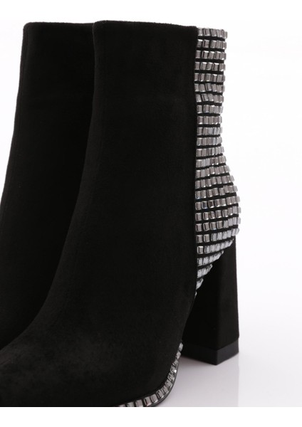 5023 Kadin Topuklu Bot fırsatları