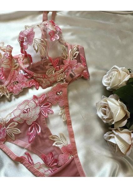 Madame Blume Lingerie Candy Pink Balenli Bralet Takımı Candypink