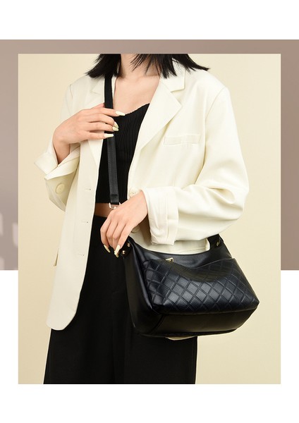 Kadın Çantası 2023 Yeni Orta Yaşlı Anne Çantası Basit ve Çok Katlı Pratik Büyük Kapasiteli Doku Tek Omuz Messenger Çantası (Yurt Dışından) fiyatları