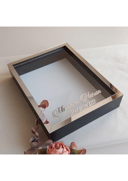 Siyah 30X40 cm Fotoğraf Bölümsüz Yarı Gümüş Isimli Ledsiz Gül Saklama Kutusu fiyatları