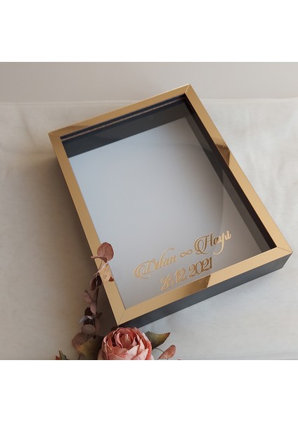 Siyah 30X40 cm Fotoğraf Bölümsüz Yarı Gold Isimli Ledsiz Gül Saklama Kutusu