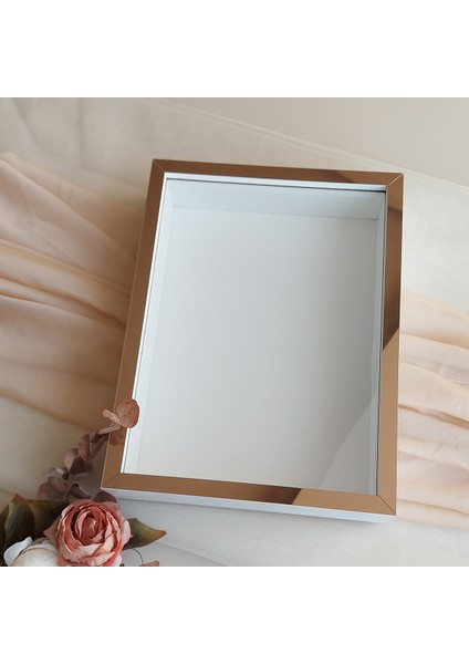 Beyaz 30X40 cm Fotoğraf Bölümsüz Yarı Bronz Isimsiz Ledsiz Gül Saklama Kutusu