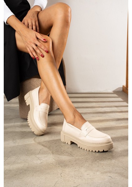 Günlük Kadın Loafer Klasik Kalın Tabanlı Zincirli Oval Burunlu Makosen Ayakkabı 400-420-430