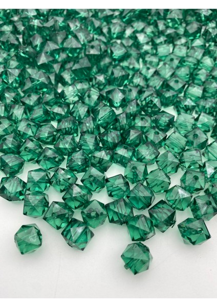 100GR 10MM Zümrüt Yeşili, Yeşil Renk Küp,kübik Model Akrilik Boncuk,çanta Boncuğu (100GR,~180 Adet) modelleri