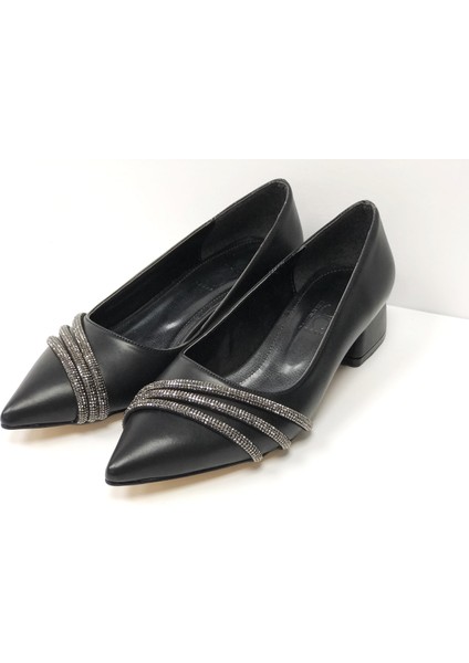 Klasik Üç Şerit Taşlı 3 cm Kısa Kalın Topuklu Babet Kadın Ayakkabı