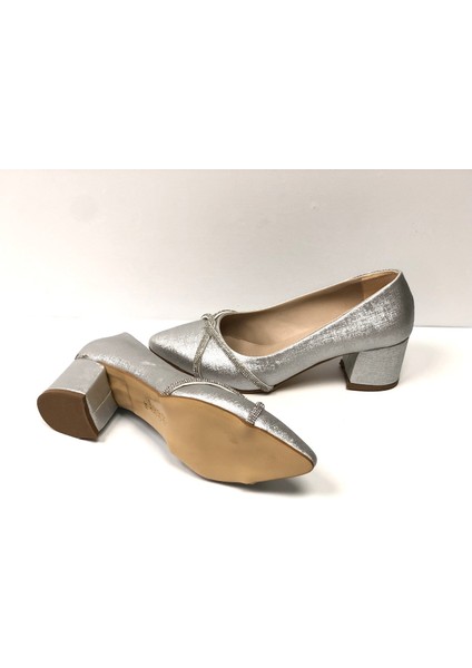 Klasik Taşlı 5cm Topuklu Kadın Stiletto Ayakkabı fırsatları