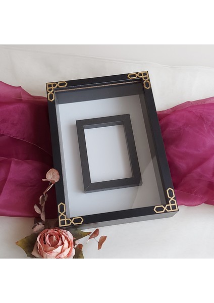 Siyah 25X35 cm Fotoğraf Bölümlü Klasik Köşe Işlemeli Isimsiz Ledsiz Gül Saklama Kutusu! Anı Çerçevesi!