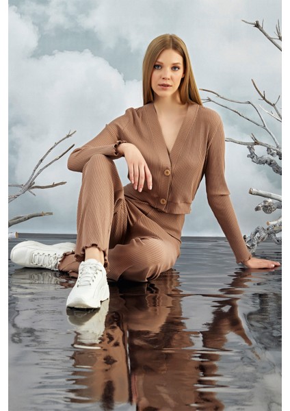 20842 Gizzey Crop Hırka Pantolon Takım