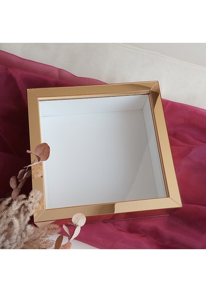 Gold Pleksi Kaplı 25X25 cm Fotoğraf Bölümsüz Isimsiz Ledsiz Gül Saklama Kutusu! Anı Çerçevesi! fiyatları