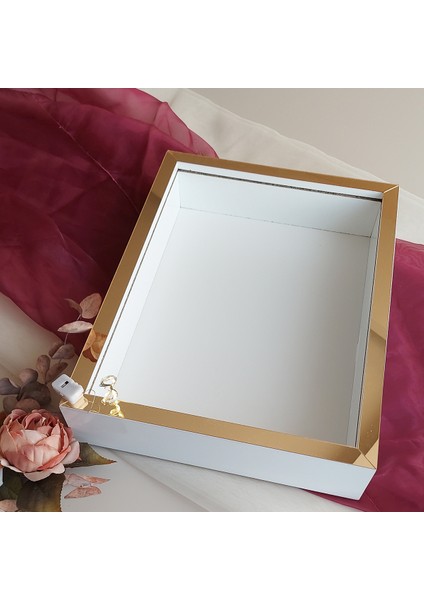 Beyaz 30X40 cm Fotoğraf Bölümsüz Yarı Gold Isimsiz Ledli Gül Saklama Kutusu modelleri