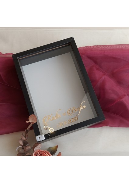 Siyah 25X35 cm Fotoğraf Bölümsüz Isimli Ledli Gül Saklama Kutusu! Anı Çerçevesi! fiyatları