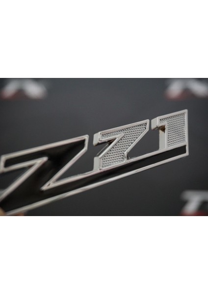 Chevrolet Silverado Z71 Off Road Çamurluk Yanı 3m Krom Metal Logo