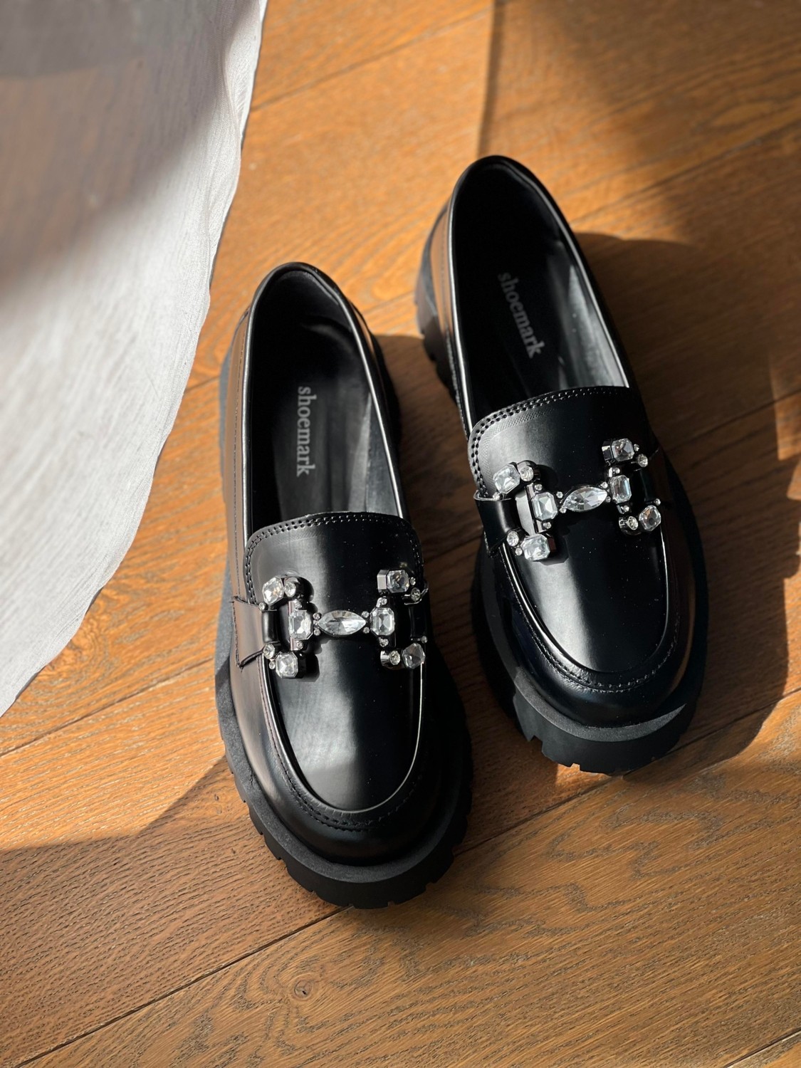 Shoemark Tina Bej Süet Taşlı Toka Deaylı Kadın Loafer görsel 7