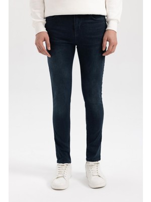 DeFacto Carlo Skinny Fit Ekstra Dar Kalıp Normal Bel Ekstra Dar Paça Jean Pantolon Y1455AZ22AU