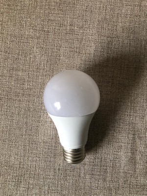 Noas LED 9 W LED Ampul Beyaz Işık 5 ADET